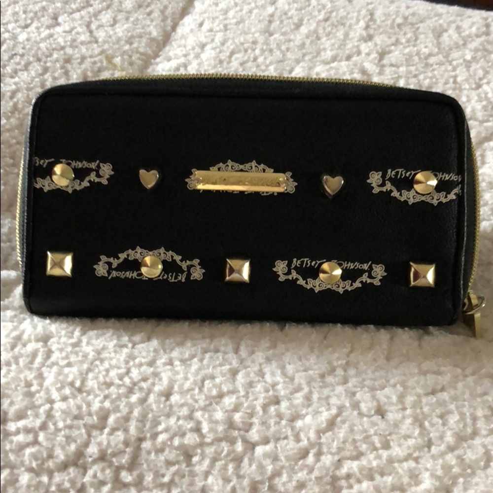 Betsy Johnson wallet